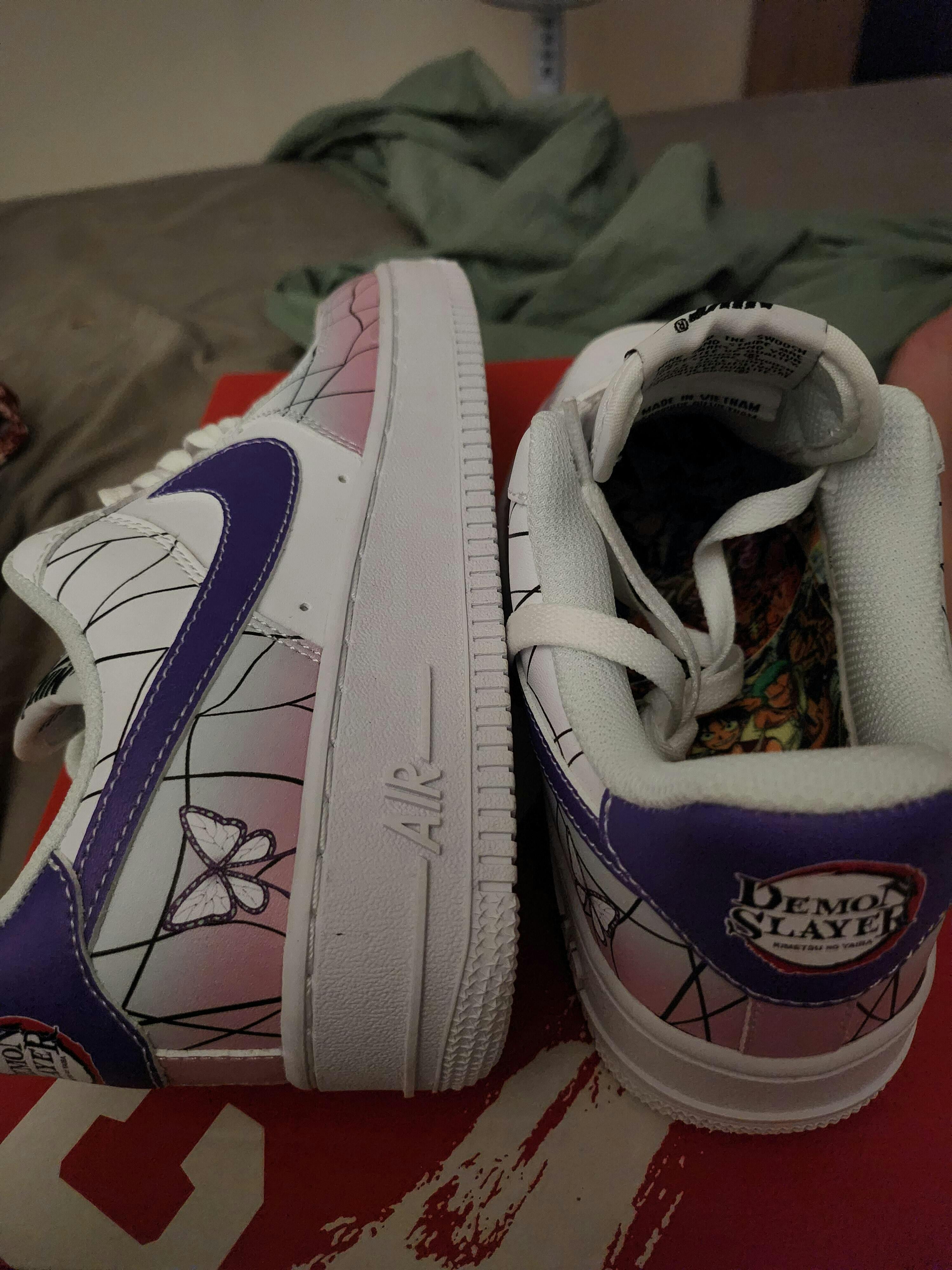 Akatsuki Itachi Uchiha V.3 Custom Court-Low Sneakers photo review